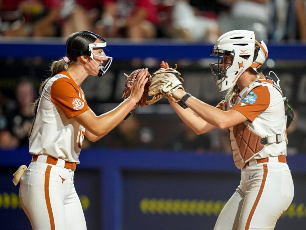 Texas tops Texas Tech in Game 1 of WCWS title series – Orange County Register